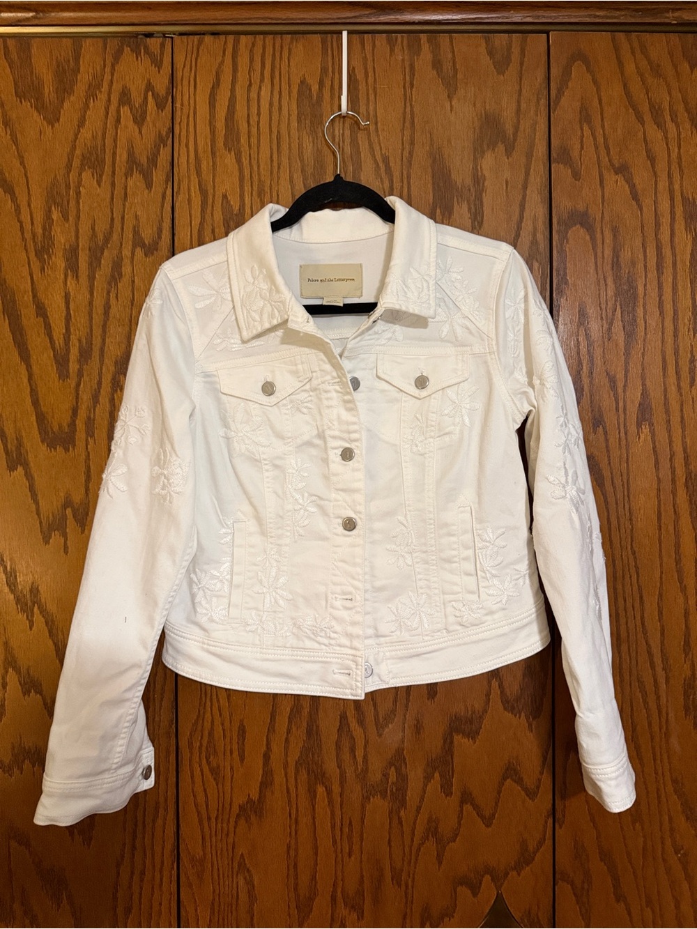 Pilcro Anthropologie White Embroidered Denim Jacket Floral Size M
